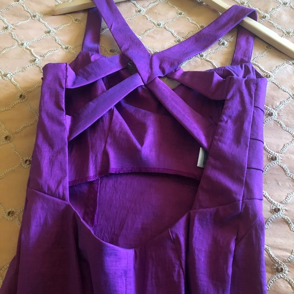 Figure flattering Raspberry dress - Picture 2 of 2